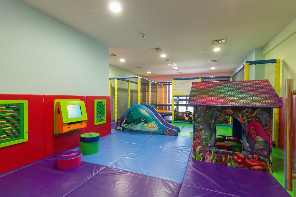 Yanjoon Holiday Homes - Princess Tower Apartments Dubai Exteriör bild