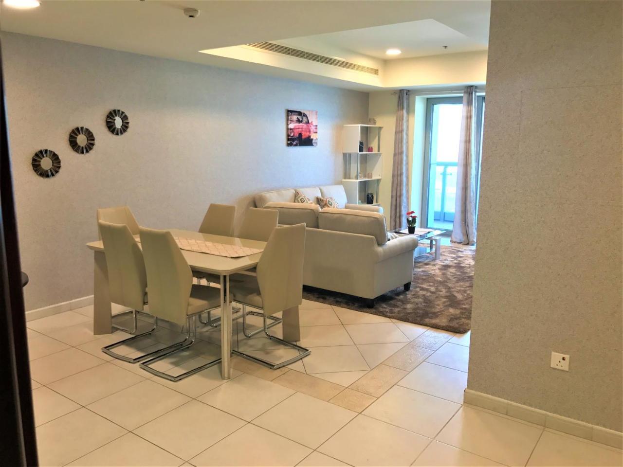 Yanjoon Holiday Homes - Princess Tower Apartments Dubai Exteriör bild
